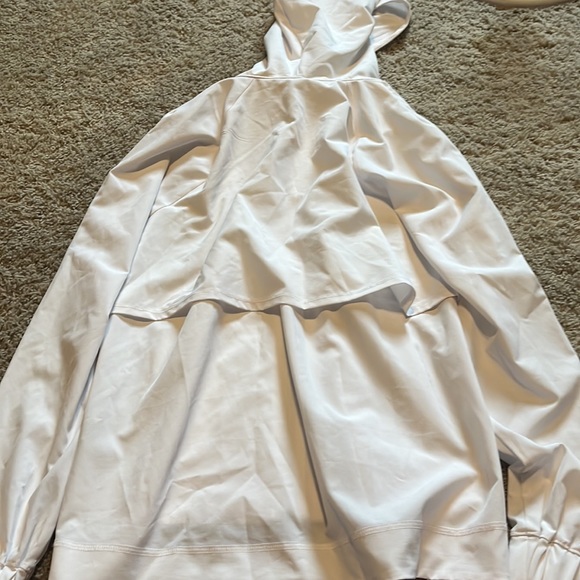 Carrie Underwood jacket - Picture 3 of 4